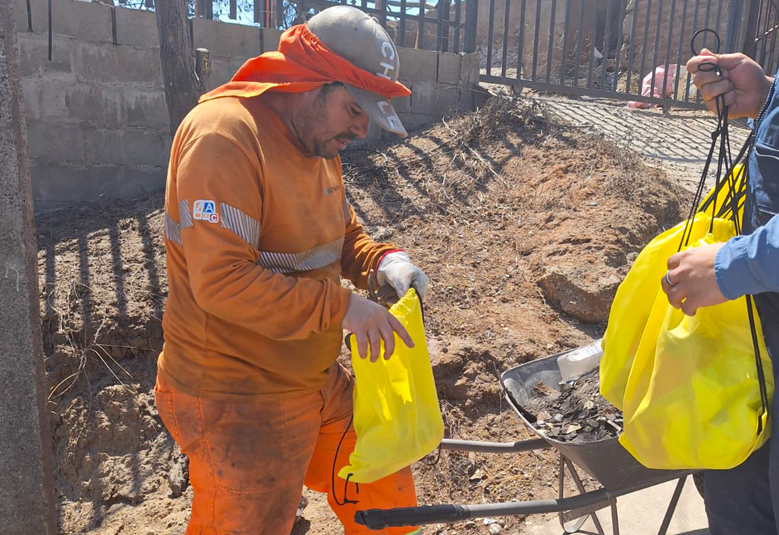 ISL entrega medidas preventivas para la labor de remoción de escombros en zonas de incendios